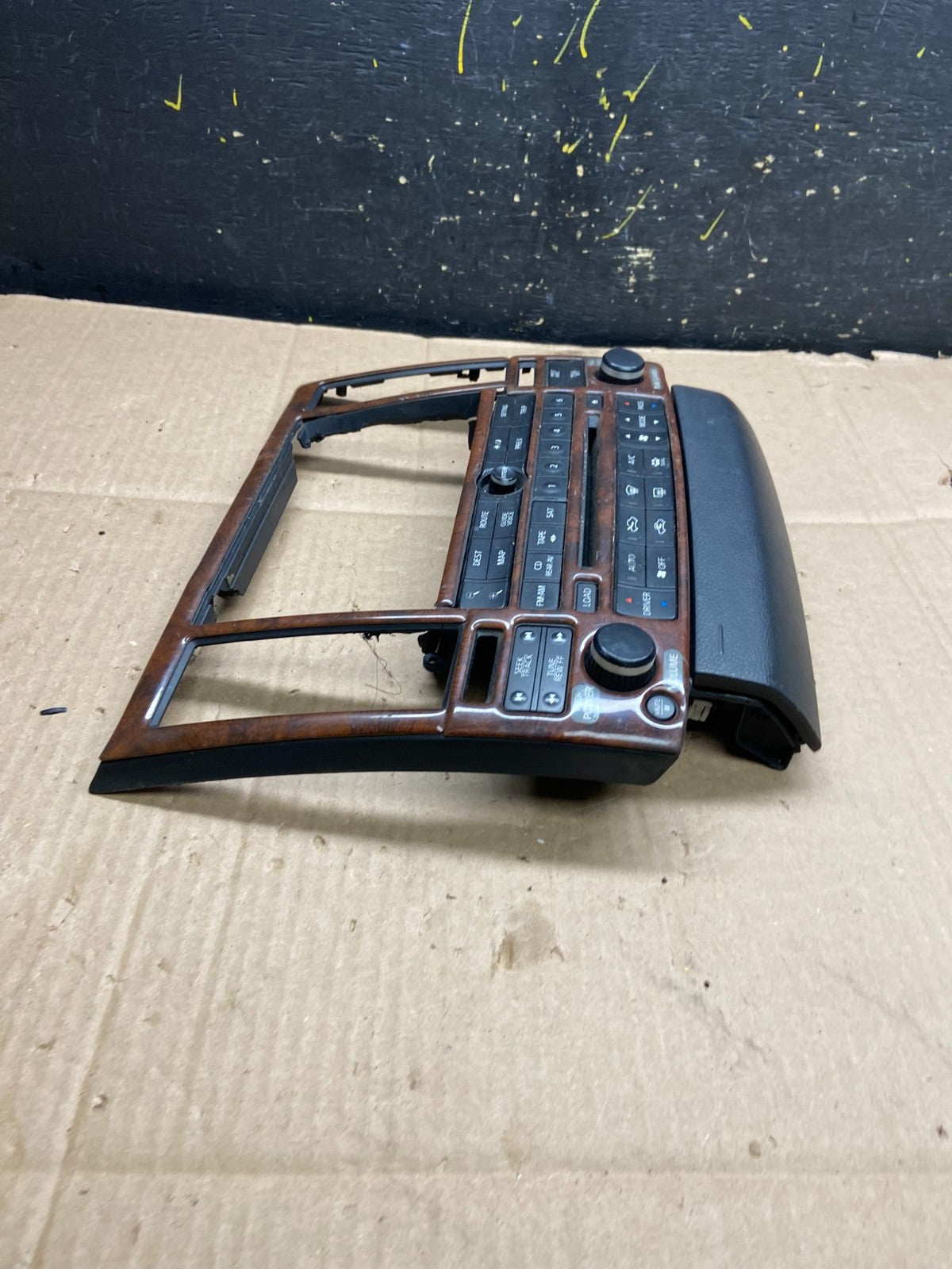 2003 to 2005 Infiniti FX35 Front Radio A/C Heater Switch Control Panel y2299 DG2