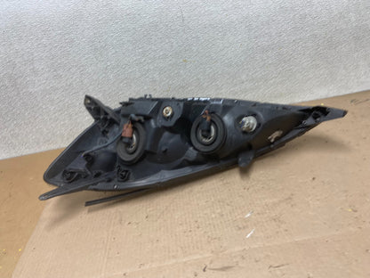 2006 to 2010 Toyota Sienna Right Passenger Rh Side Headlight Halogen AA1018 DW5