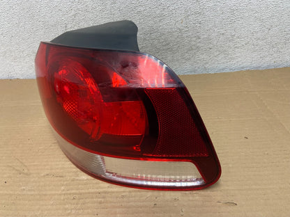 2010 to 2014 Volkswagen Golf & GTI Hatchback Right Side Tail Light AG8902 DW2