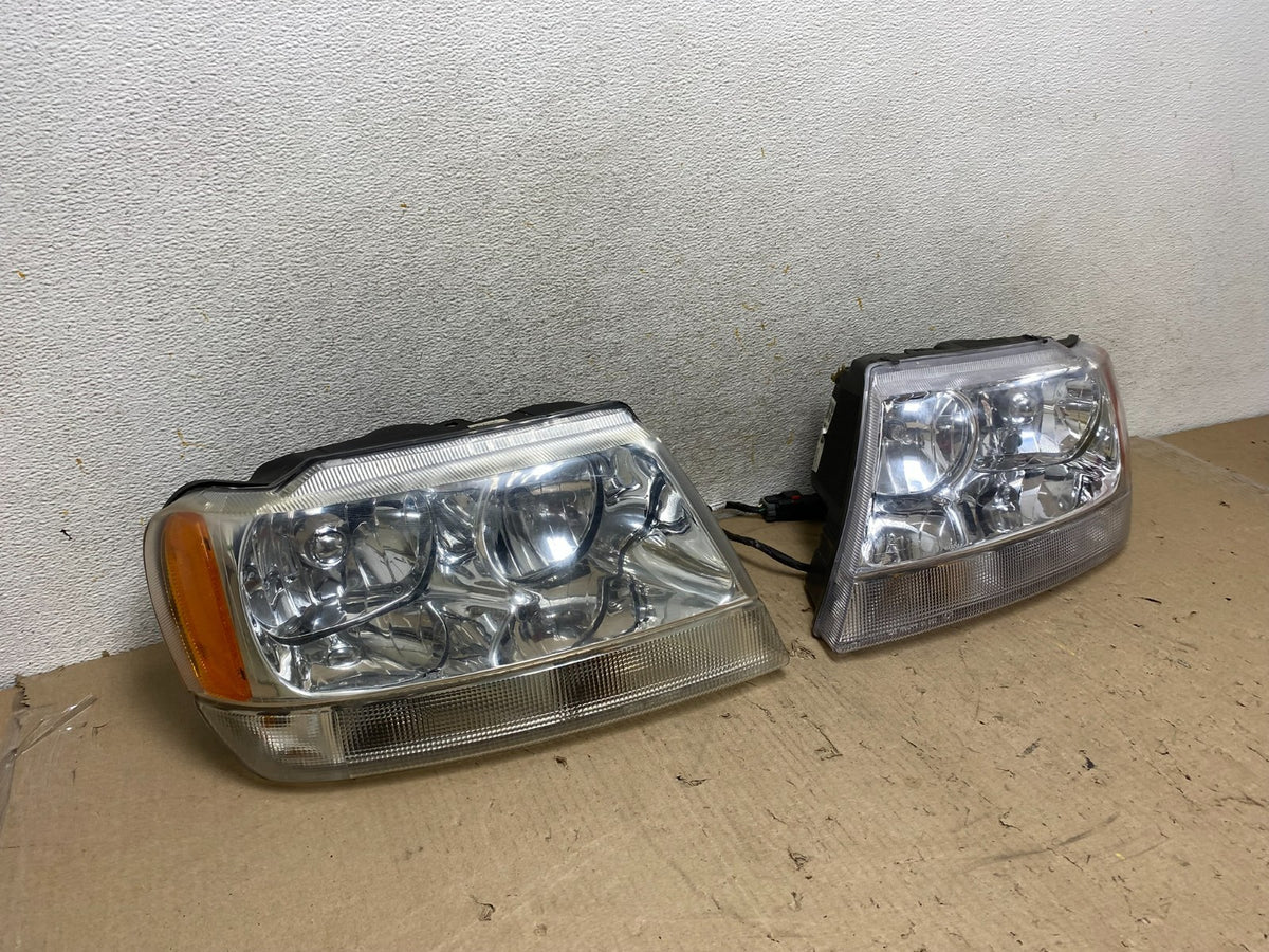 1999 - 2004 Jeep Grand Cherokee Left+Right Set Halogen Headlights AH7653 DW1