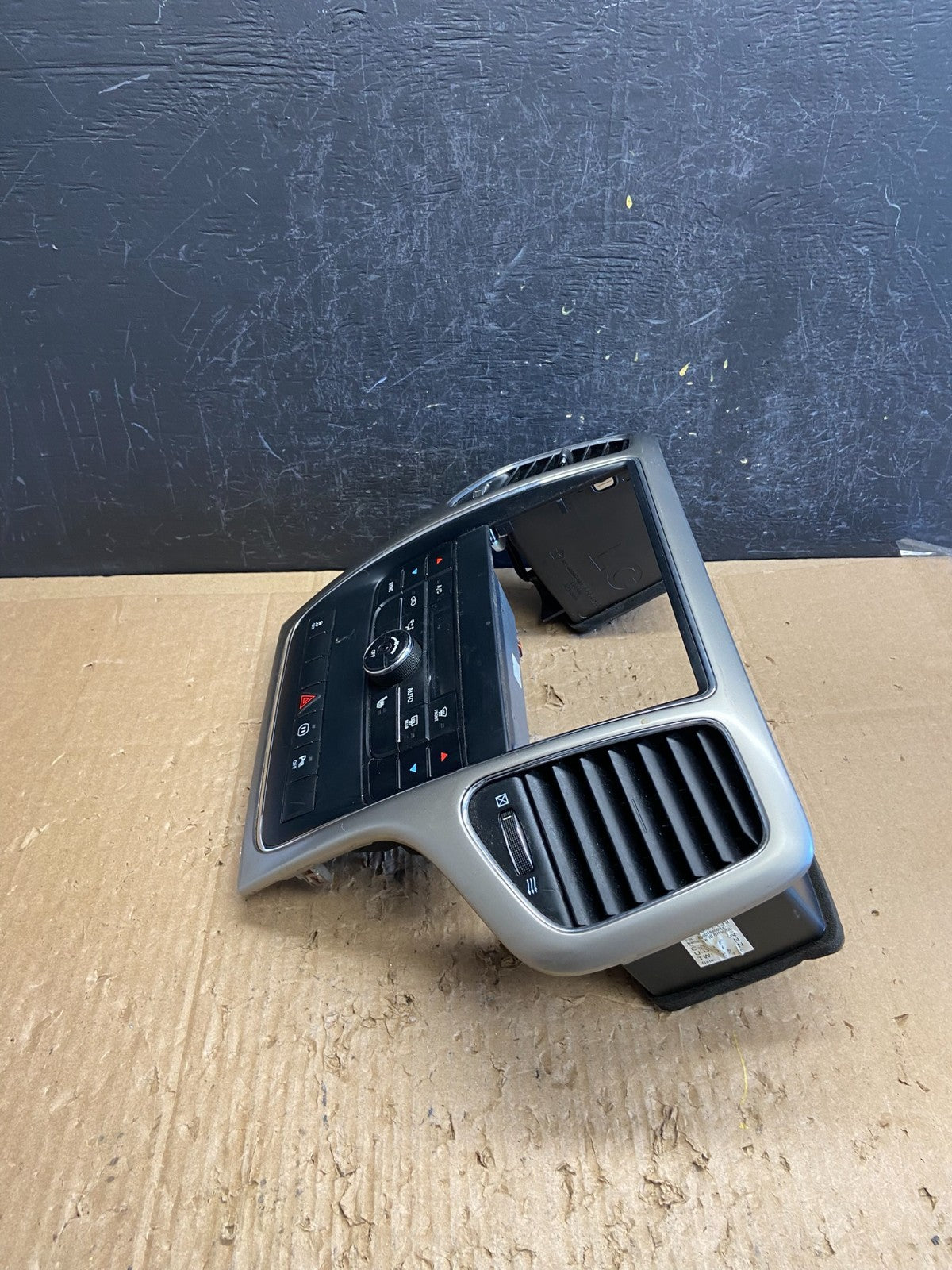 2011-2013 Jeep Grand Cherokee Center Radio Climate Control Bezel Vent AD6993 DG2