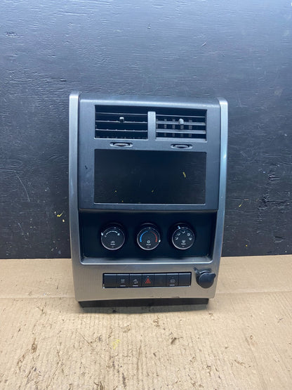 2008 to 2012 Jeep Liberty Dash Climate Temperature Control Radio Bezel Q1044 DG0