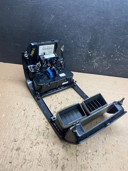 2010 to 2012 Ford Escape Ac Heater Climate Control Radio Bezel Trim Oem T8807 DG4