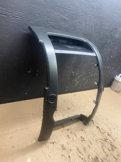 2011 to 2013 Kia Sorento Center Radio Climate Control Clock Trim T8977 DG2