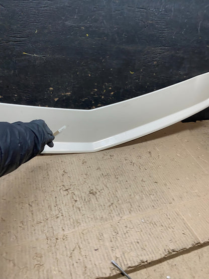 2003 to 2007 Cadillac CTS Trunk Spoiler Wing White OEM X8234 PS5