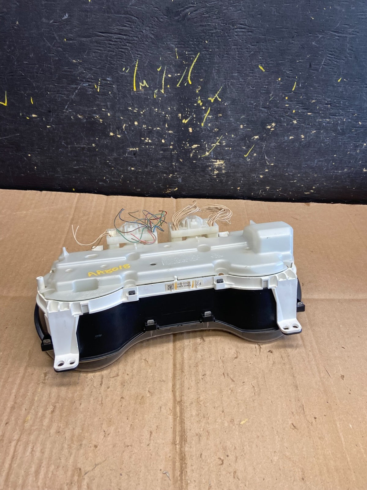 2004 2005 Toyota Rav4 Speedometer Insrument Gauge Cluster Bezel  AA8018 DG5