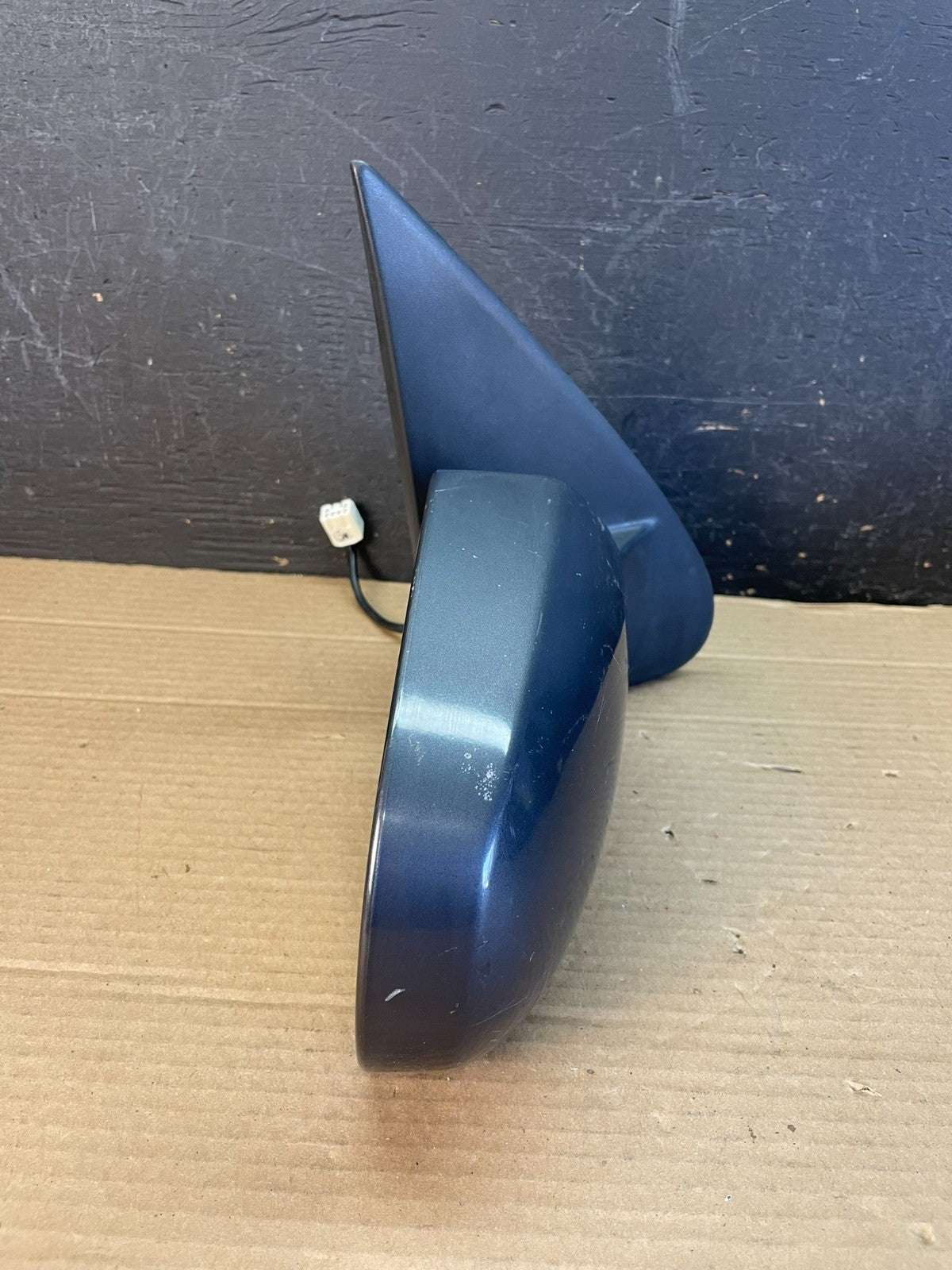 2005 to 2006 Mazda Tribute Right Passenger Side View Door Mirror ae8643 DG9