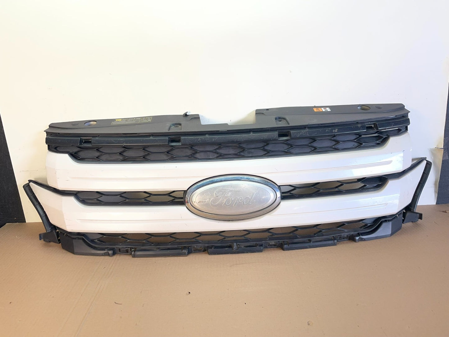 2011 2012 2013 Ford Edge Front Upper Chrome Grille Grill ag7647 DG0