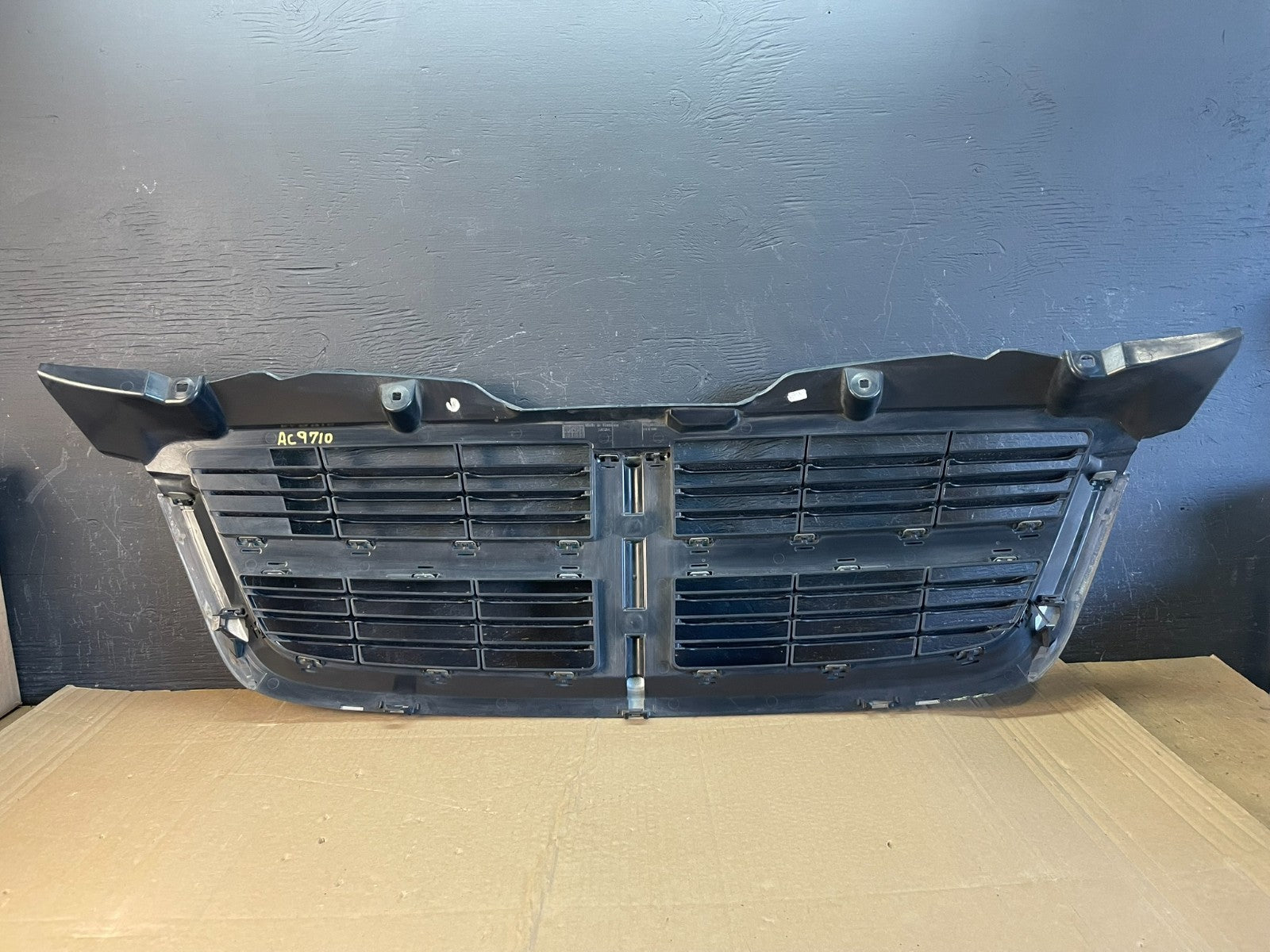 2007 2008 2009 Dodge Sprinter Front Upper Grill Grille ac9710 DG3