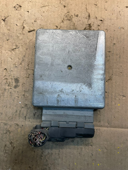 1998 1999 Ford E350 Van 4.2L Engine Control Module Unit ECU U2053 DG2