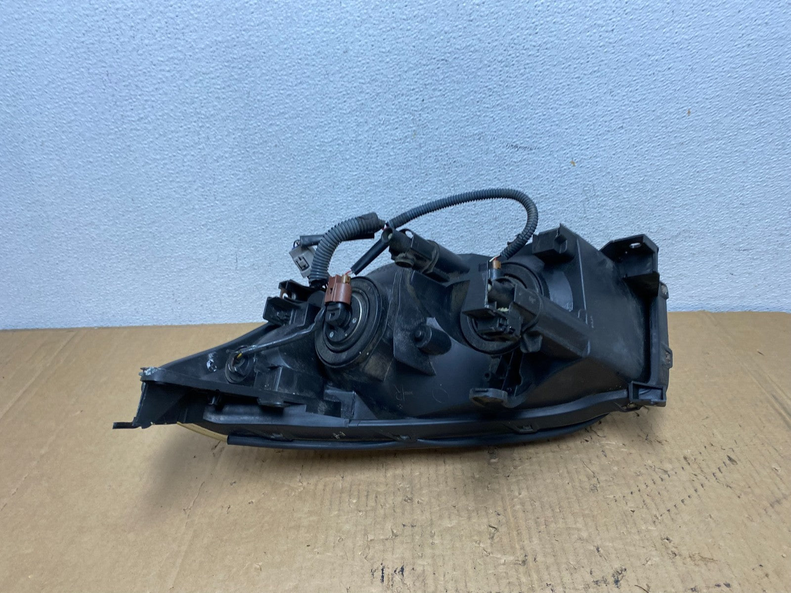 2006 2007 2008 Toyota Rav4 Right Passenger Rh Side Halogen Headlight AD10946