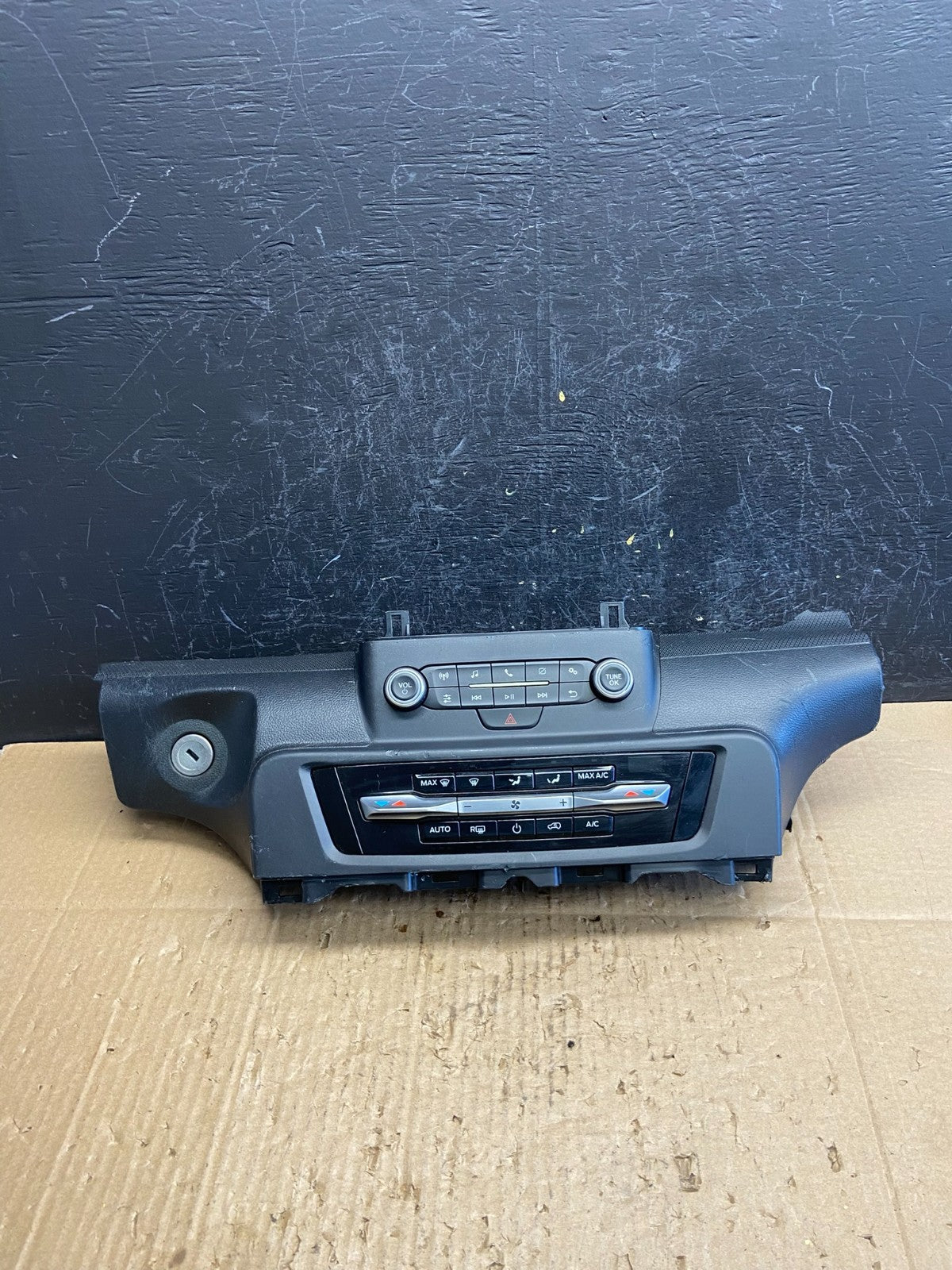 2020 to 2023 Ford Explorer Radio Climate Control Panel Trim AD1991 DG0