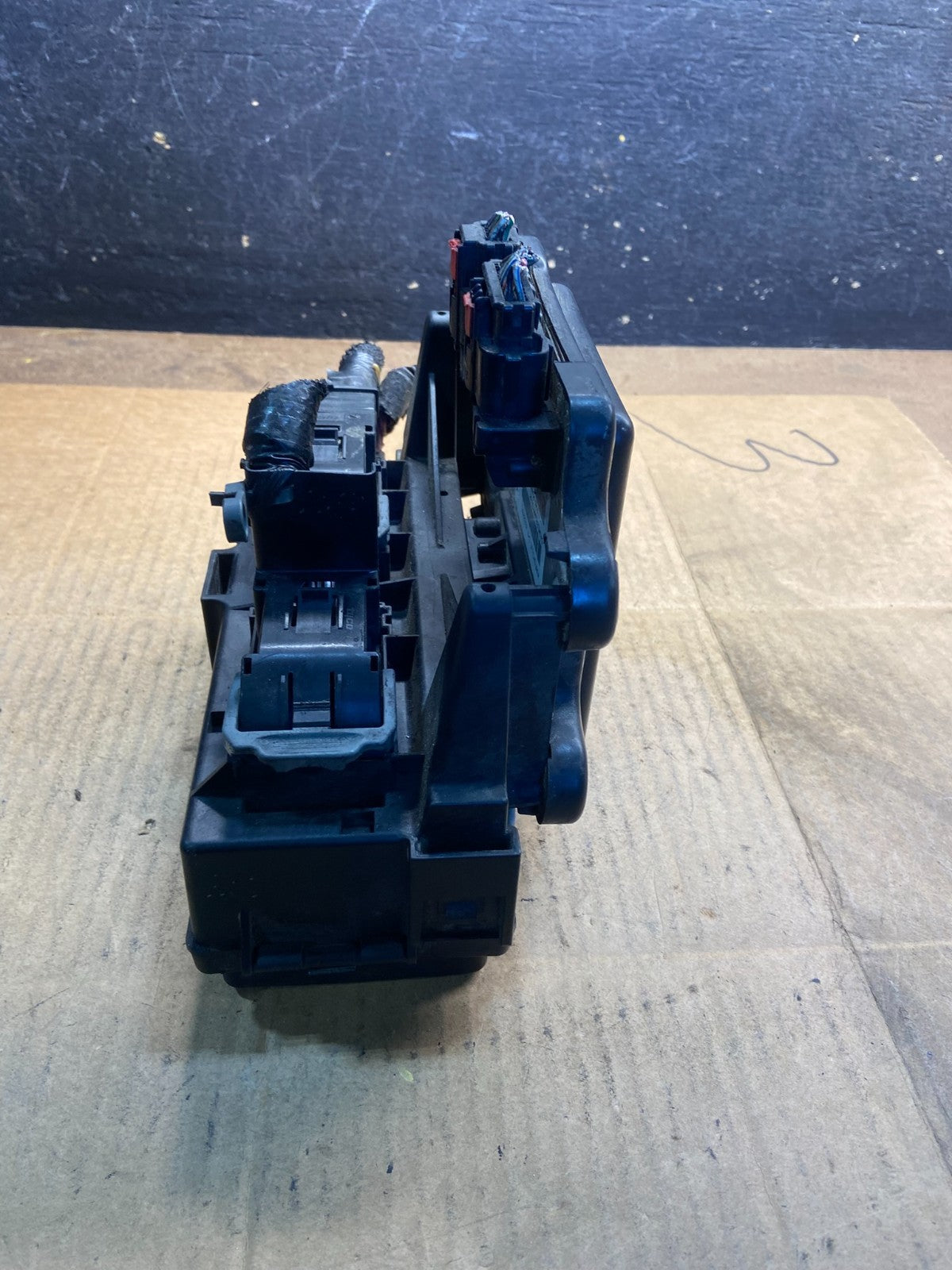 2008 Jeep Grand Cherokee Fuse Box Relay Panel Body Control Module BCM Y3889 DG3