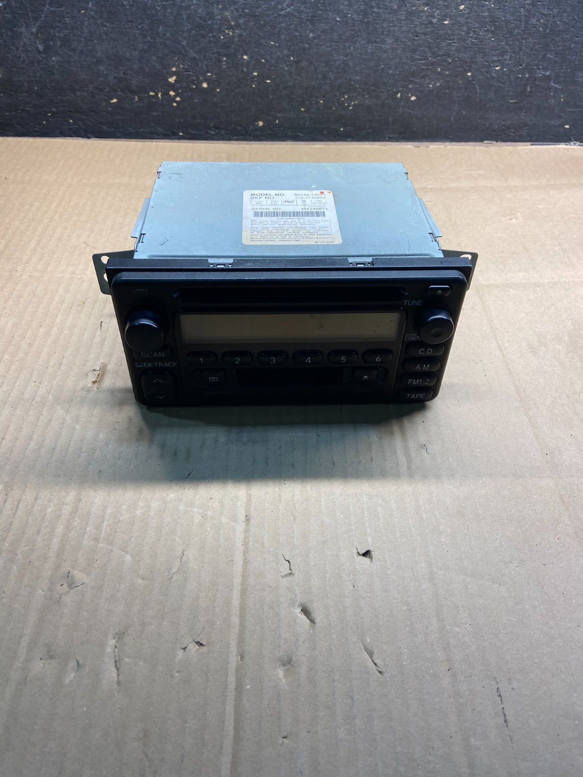 2001 2002 Toyota Rav4 Am Fm Cd Player Radio Receiver OEM Y3646 DG0