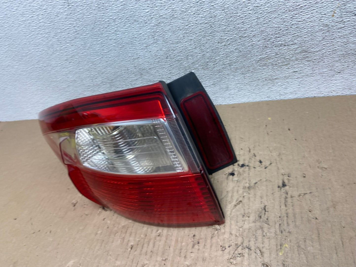 2013 to 2016 Ford C-Max Left Driver Side Tail light AF5909 LK1