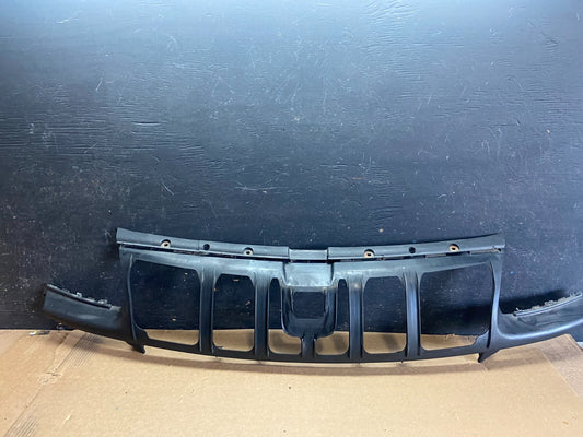 2008 to 2010 Porsche Cayenne Front Under Bumper Garnish 7L5853915 N8958 DG0