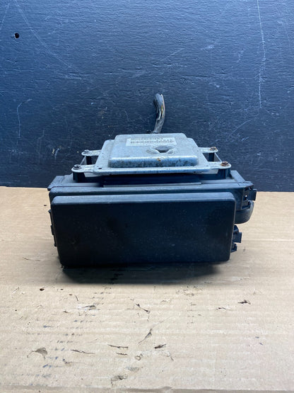 2004 2005 Dodge Durango Fusebox Fuse Box Relay Body BCM Control Module ad7629 DG5