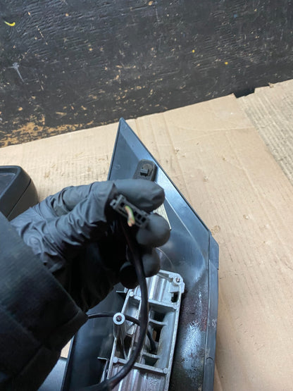 2007 to 2017 Freigtliner Sprinter Left Driver LH View Door Mirror V9761 DG5