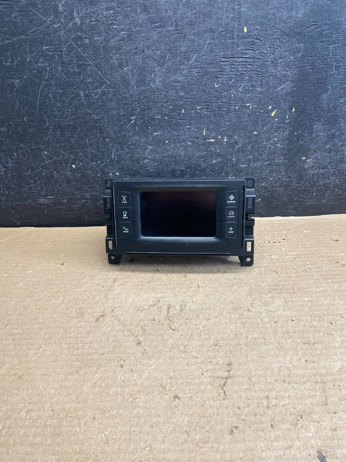2015 to 2016 Chrysler 200 Radio Receiver Display Screen Player AH5421 DG0