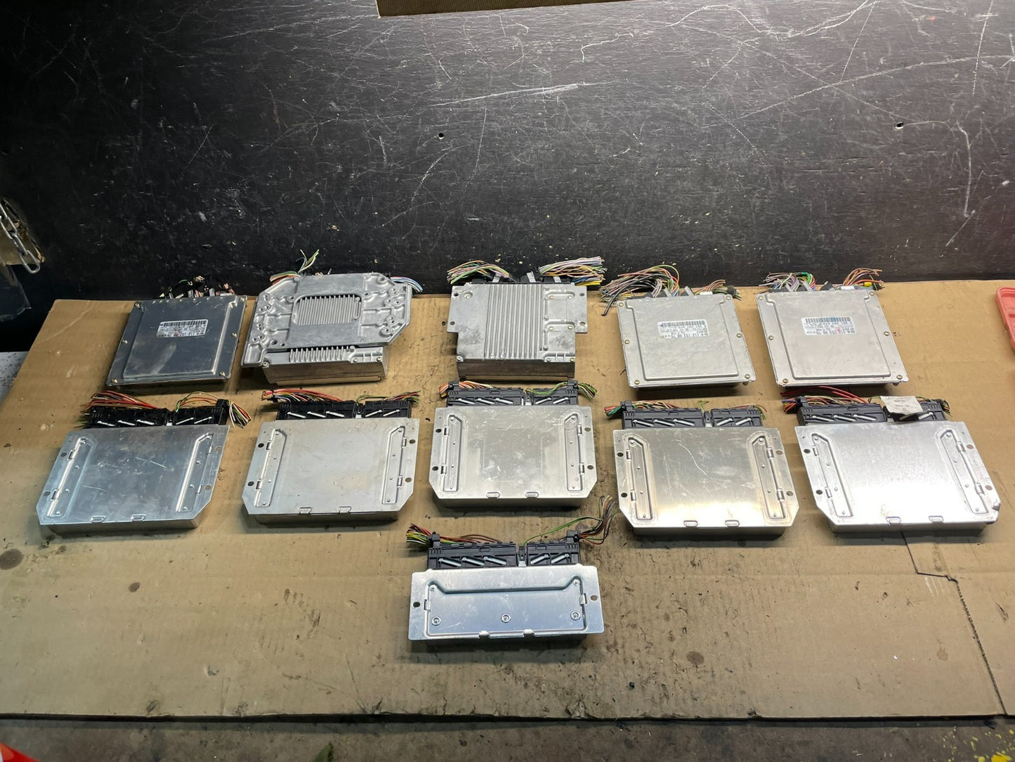 Mix of 10 Mercedes ECM Engine Computer Module W7231 PS1