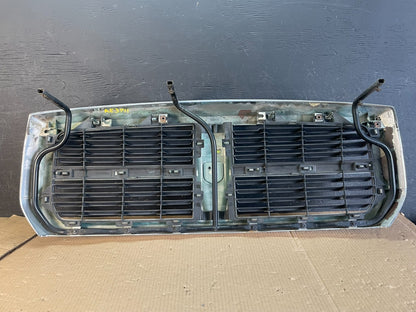 2005 to 2007 Dodge Dakota Chrome Front Upper Grill Grille AE3711 DG3