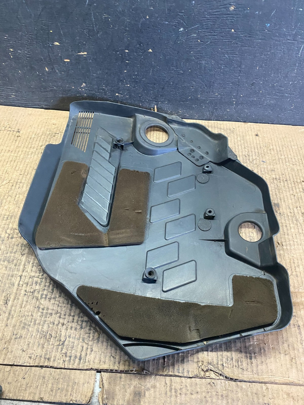 2007 to 2008  Saturn Aura 3.5L Engine Motor Cover N1986 PS6