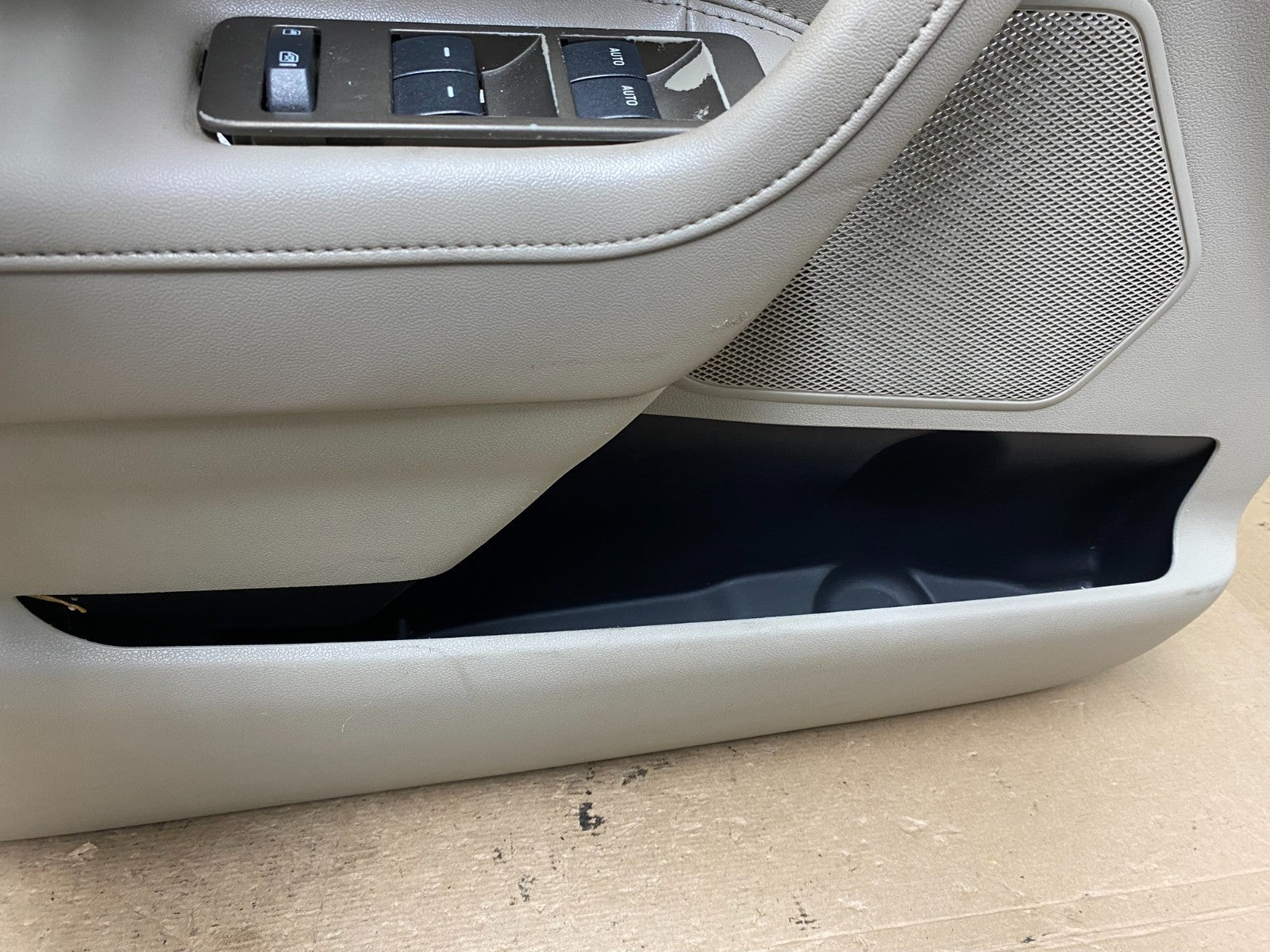 2011-2015 Lincoln MKX Front Left Driver LH Side Panel Door Trim AF4966 DW4