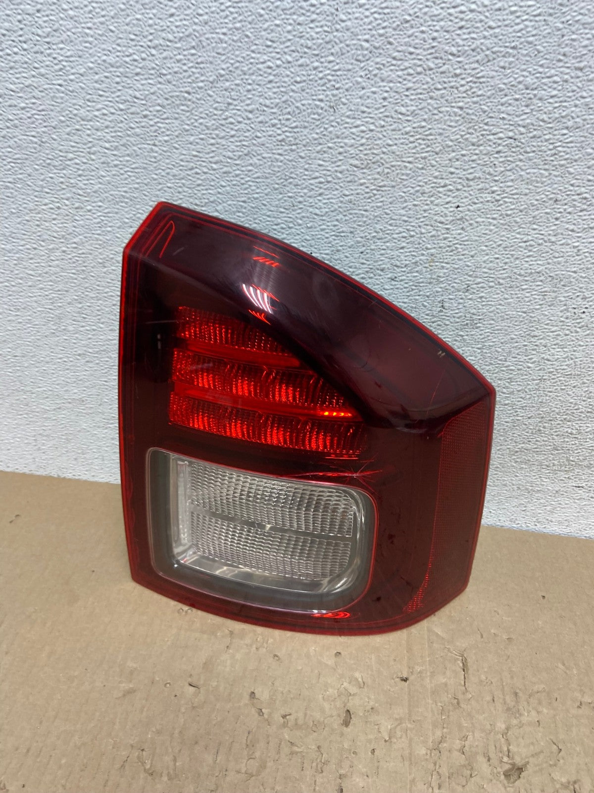2014 - 2017 Jeep Compass Right Passenger Side Tail Light AF2885 LK0