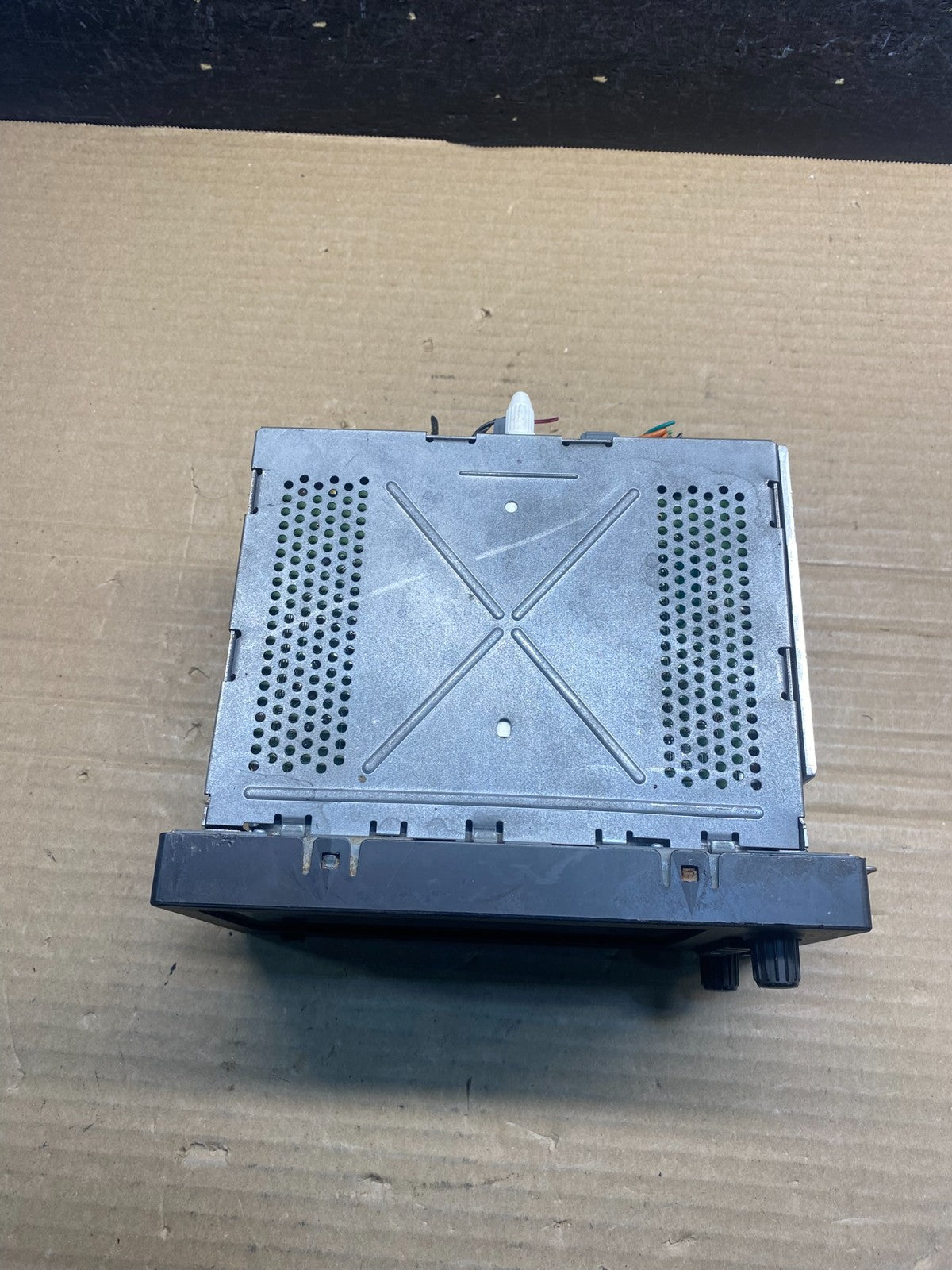 2003-2006 Cadillac Escalade Radio CD DVD GPS Navigation Screen Display AF3862 DW4