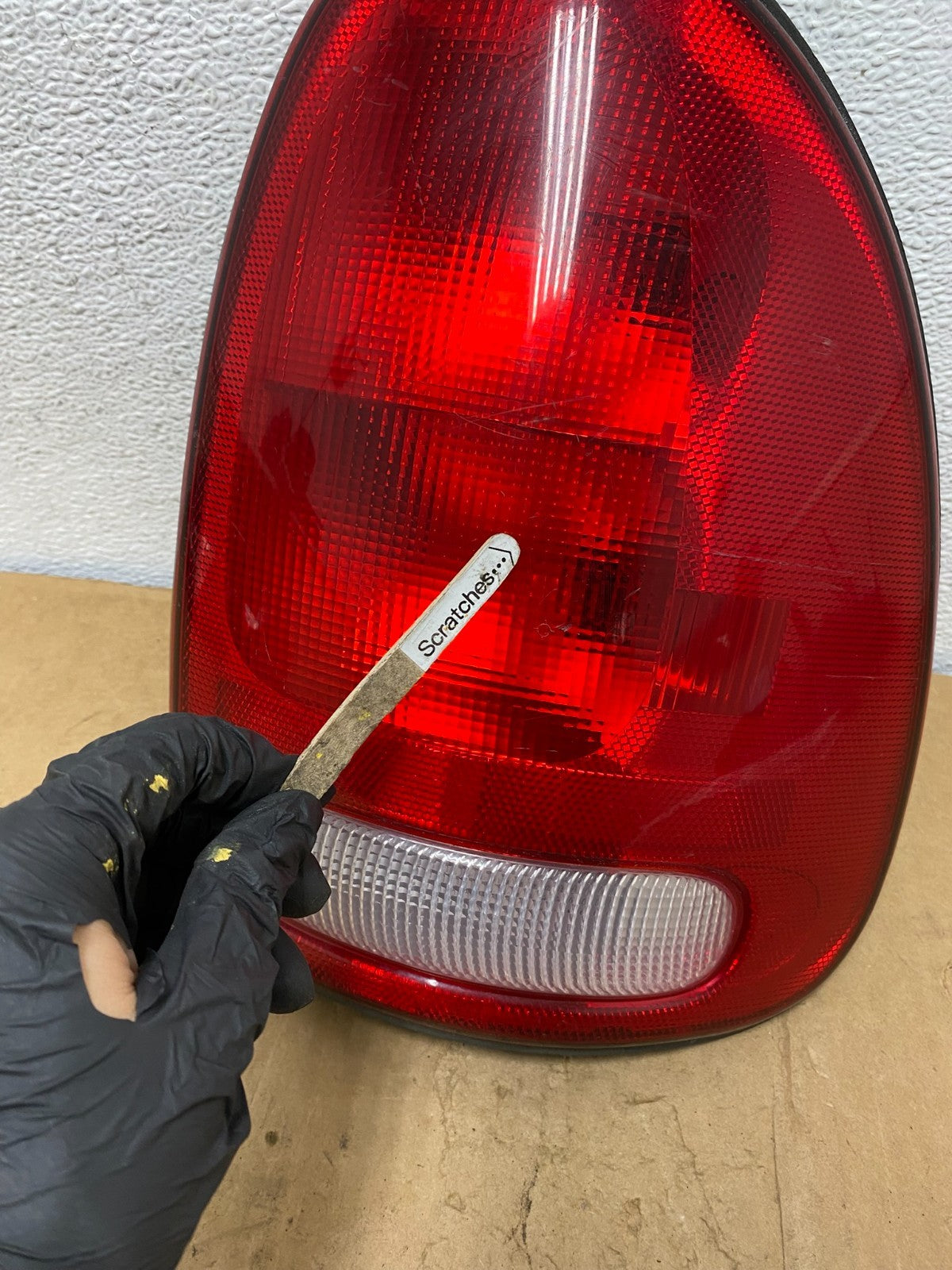 1998 to 2003 Dodge Durango Tail Light Right Passenger RH Side AD1018 LK3