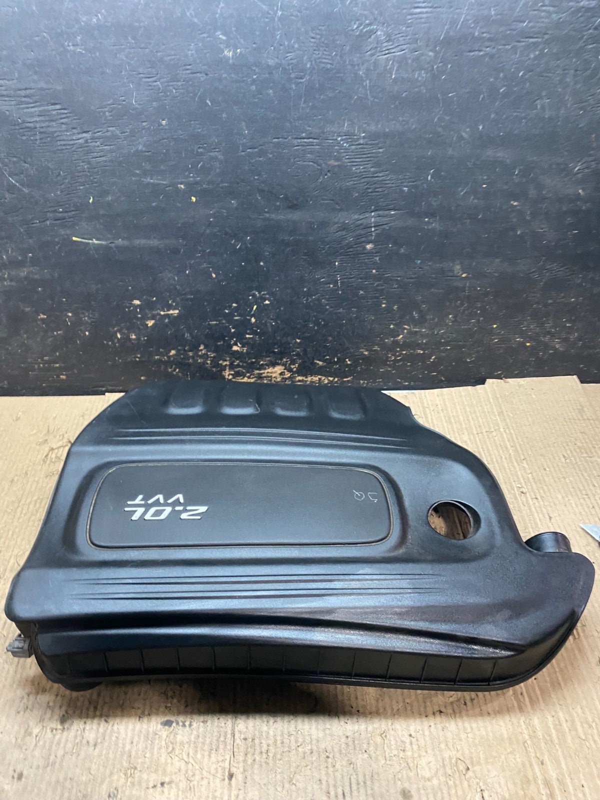 2013 to 2016 Dodge Dart 2.0L Engine Motor Cover Shield V4247 DG1