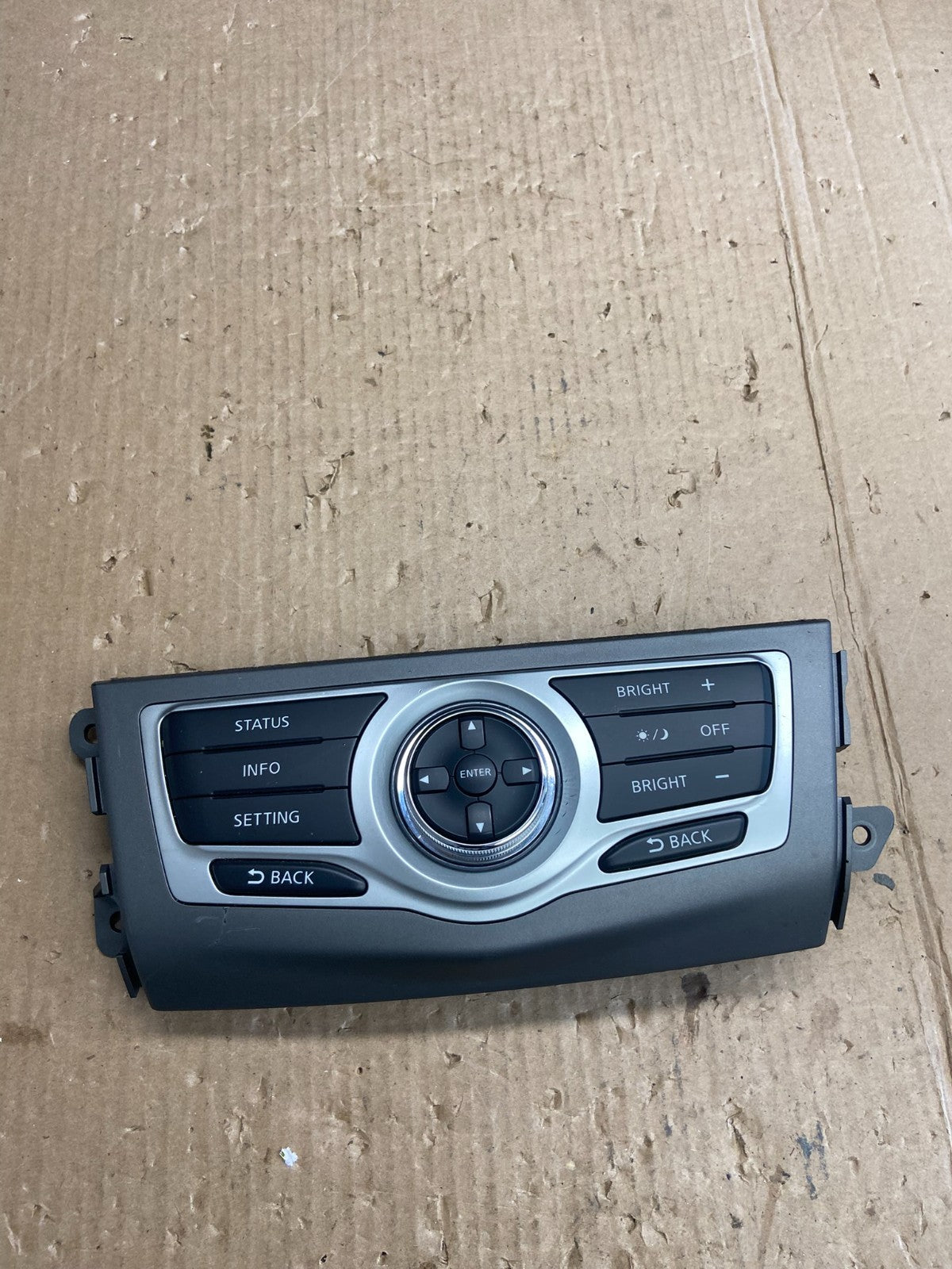 2009-2014 Nissan Murano AM FM Radio CD Control Panel AE3933 DG0