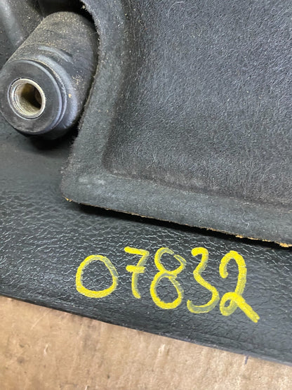 2002 to 2005 Hyundai Sonata 2.4L Engine Trim Cover OEM O7832 DG8