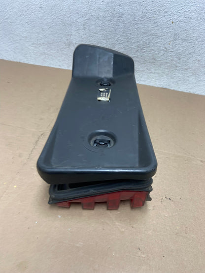 1986 to 1991 Mercedes-Benz W126 Right Passenger Side Tail Light AF4442 LK4