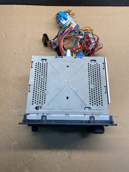 2003 to 2006 Silverado Tahoe Sierra AM FM CD Radio Receiver Head Unit ag1807 DG4