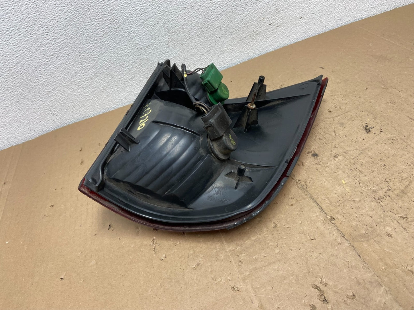 2002 to 2005 Ford Explorer Right Passenger Rh Side Tail light AC7210 DW6