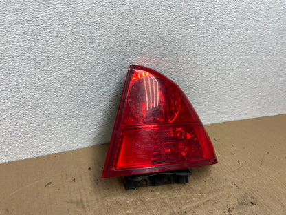 2003 2004 2005 Honda Civic Sedan Right Passenger Side Tail Light AC0130 LK2