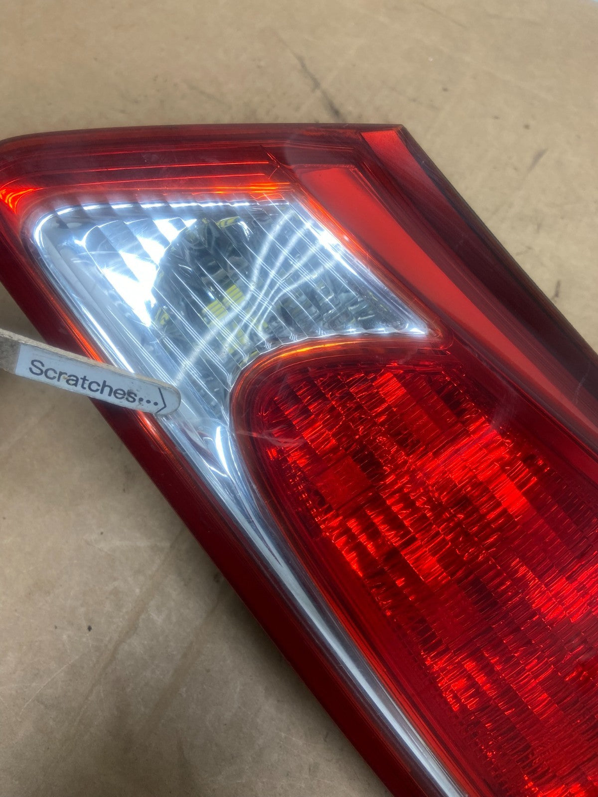 2009 - 2010 Lexus Is250 Is350 Right Passenger RH Inner Tail Light AD6017 DW3