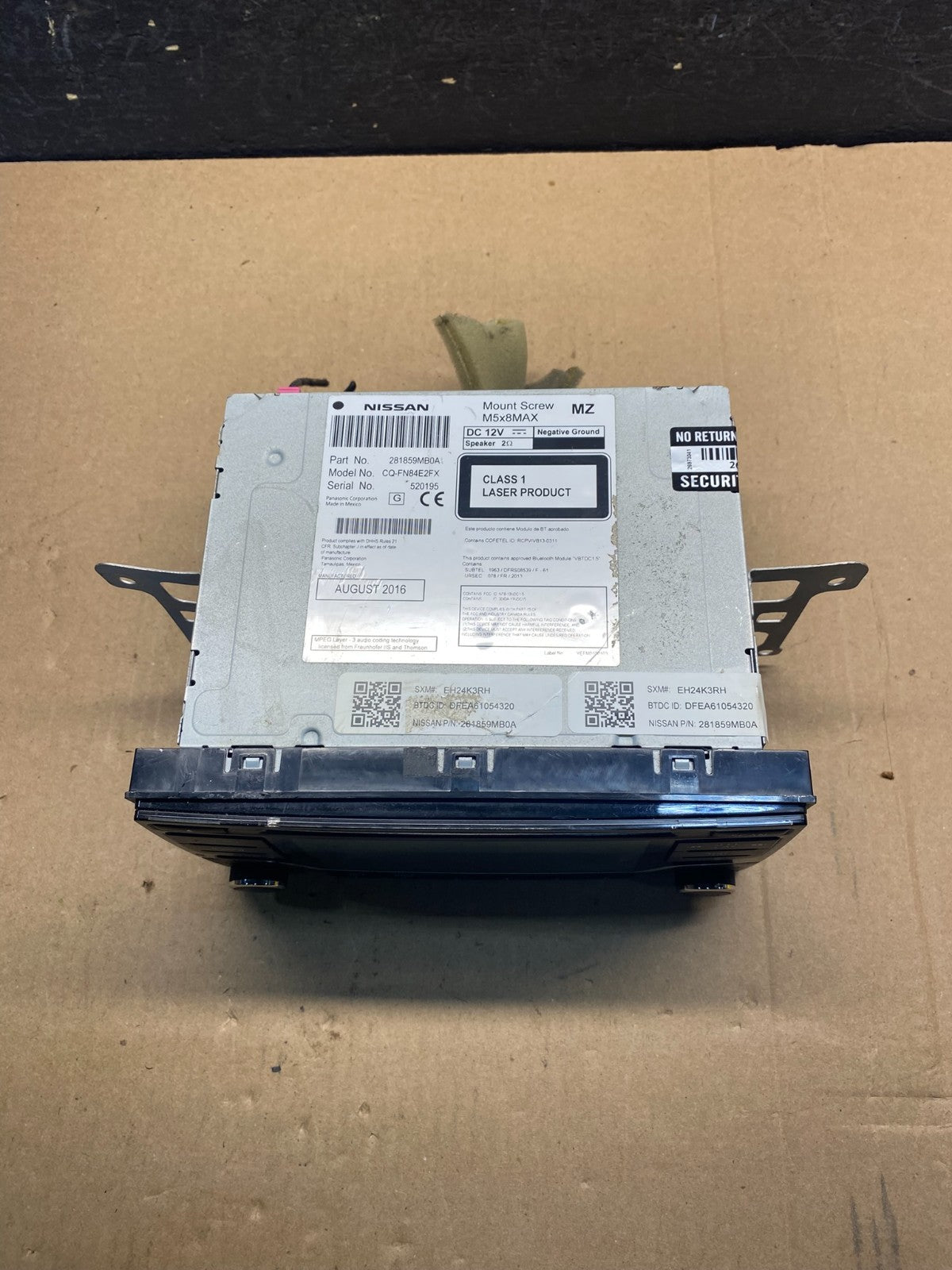 2015 to 2016 Nissan Sentra Versa Radio CD Player AM/FM 281859MB0A AE7400 DW3