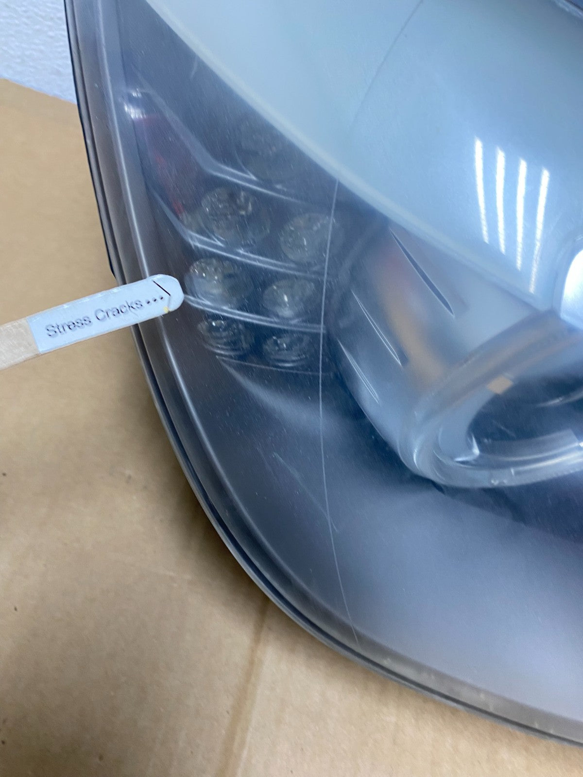2009-2012 BMW 7-Series 740i 750i Right Passenger Xenon HID Headlight AD07184