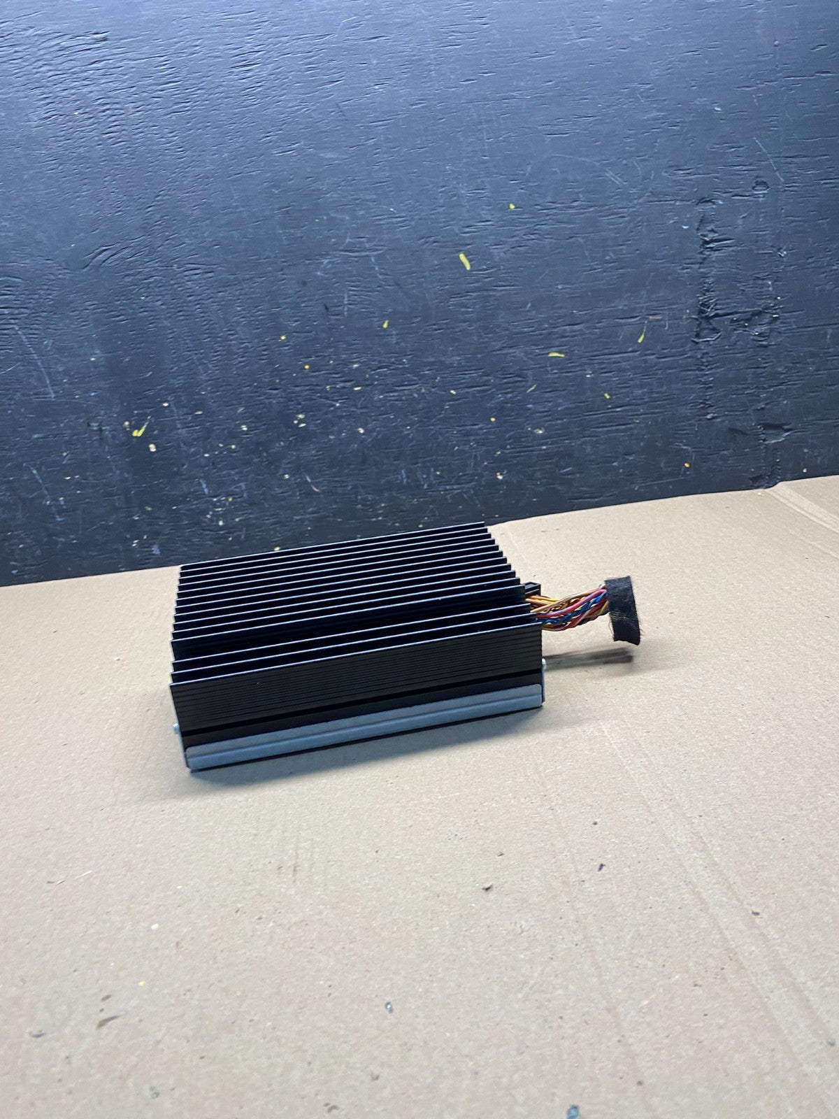 2007-2010 BMW X5 Top HiFi Lear Radio Audio Amplifier Amp OEM Q6876 DG1