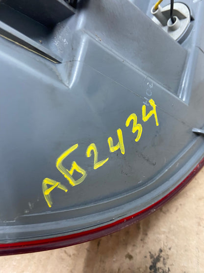 2011 2012 2013 Hyundai Elantra Sedan Right Passenger Tail Light AG2434 LK9