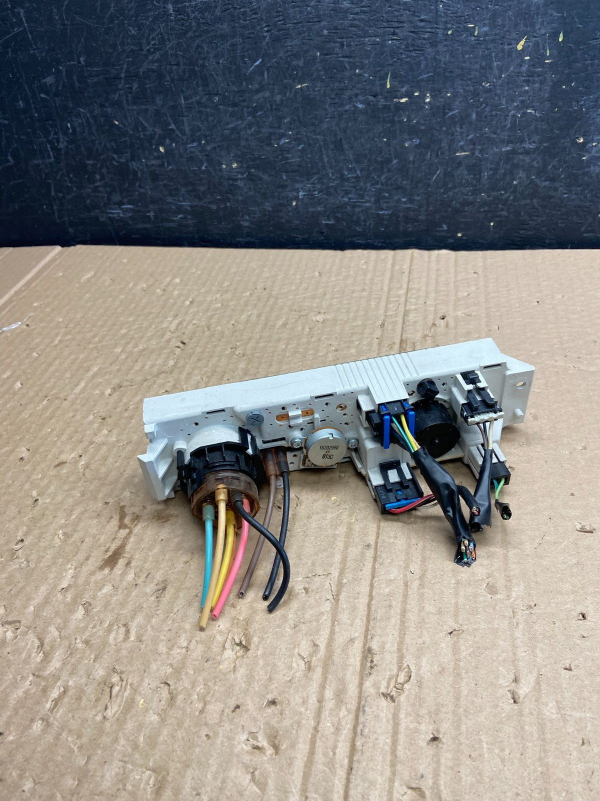 2008-2010 Chevrolet Express 1500 2500 3500 Climate Control Panel AF6368 DG3