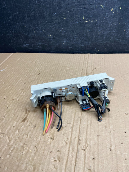 2008-2010 Chevrolet Express 1500 2500 3500 Climate Control Panel AF6368 DG3