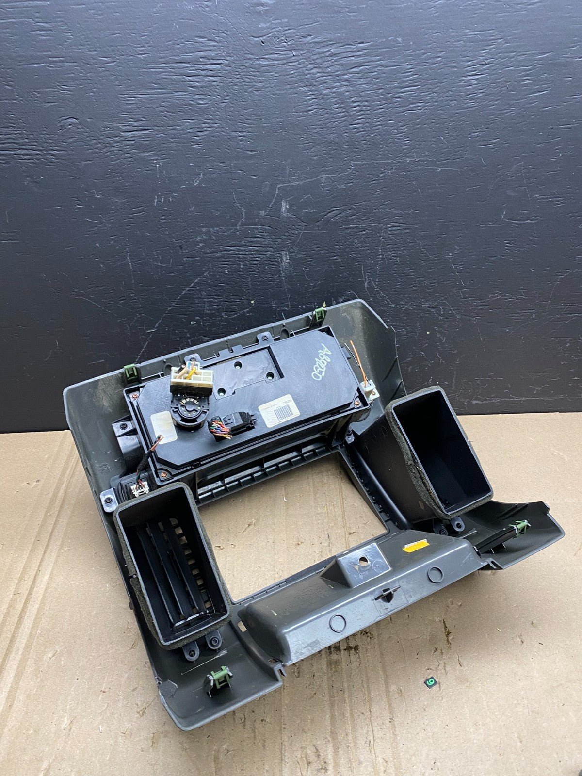 2005-2008 Nissan Xterra Radio A/C Heat Temperature Climate Control OEM ab9050 DG4