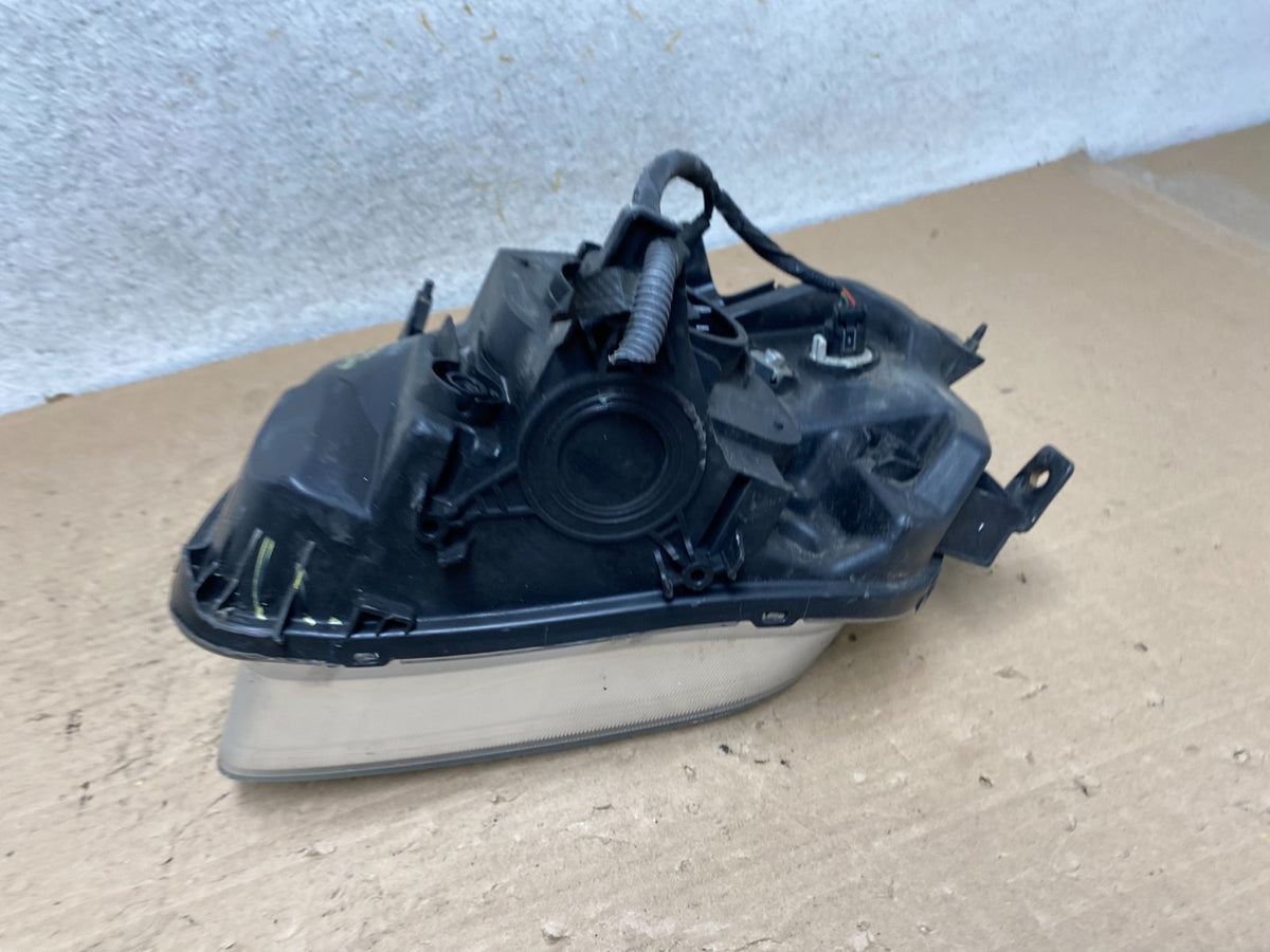 2003 to 2006 Honda Element Right Passenger Rh Side Headlight AI0960 DW6