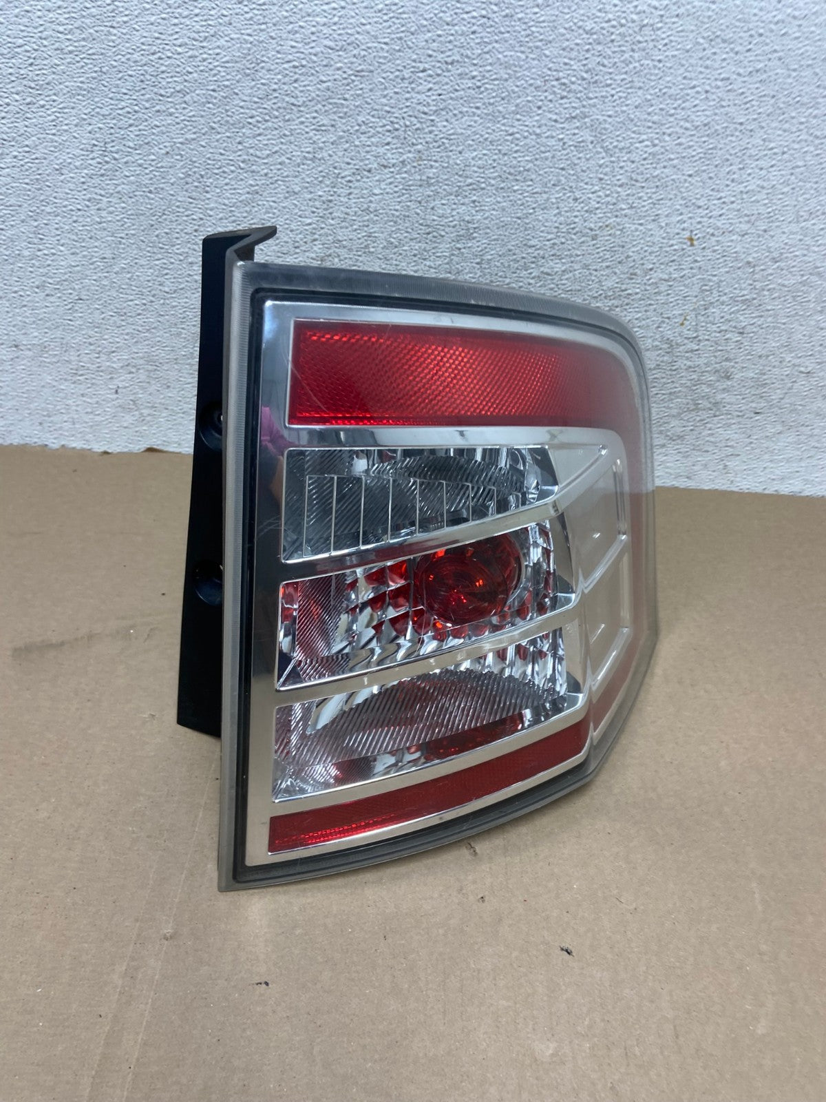 2007 to 2010 Ford Edge Tail light Right Passenger Rh Side AG6809 LK2