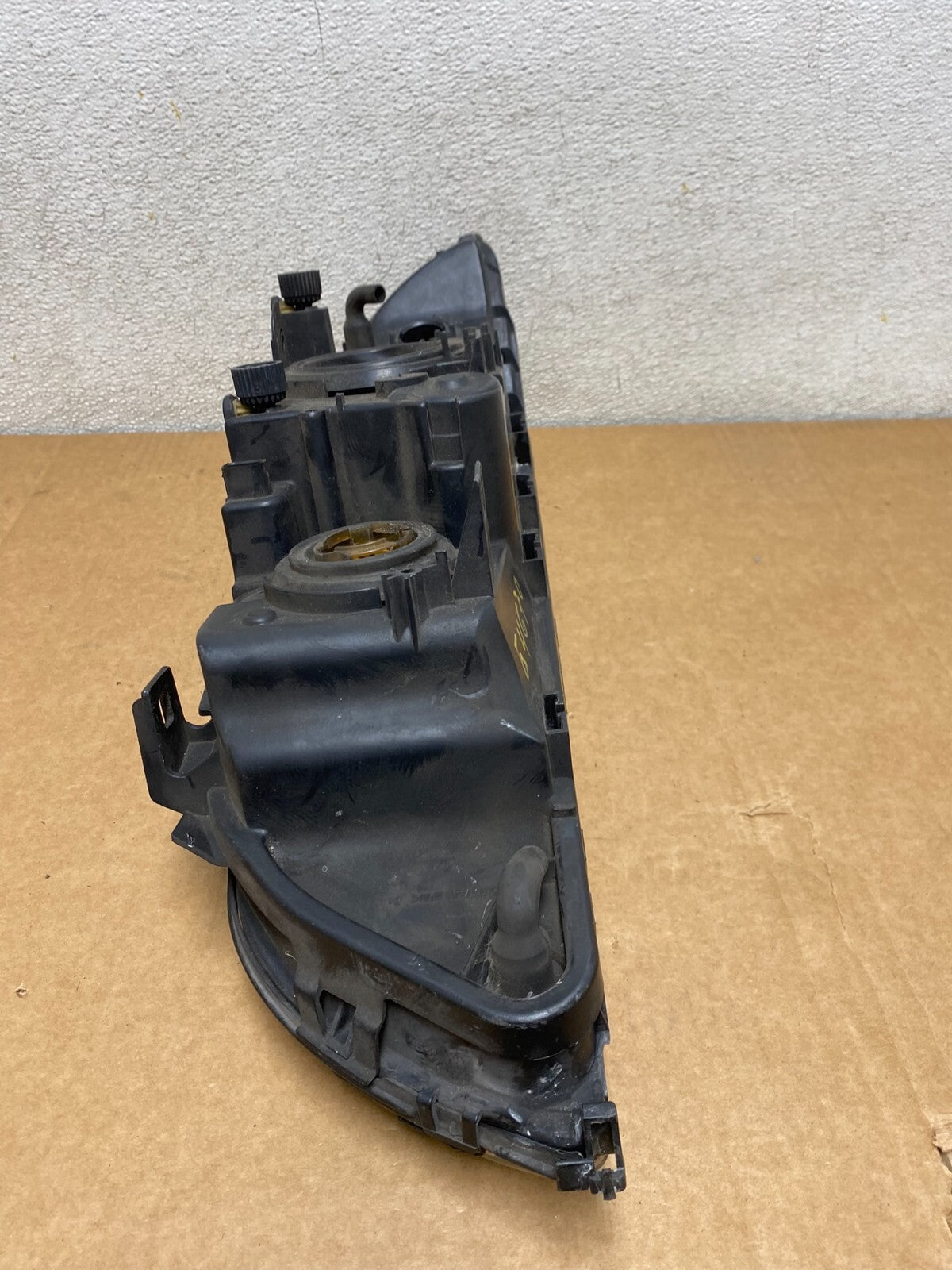 1997 - 2000 BMW E39 5 Series Headlight Right Passenger RH Halogen G4670 OEM DG15