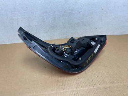 2008 2009 2010 BMW 5 525i 530i Right Passenger Rh Tail Side Light L8437 DW6