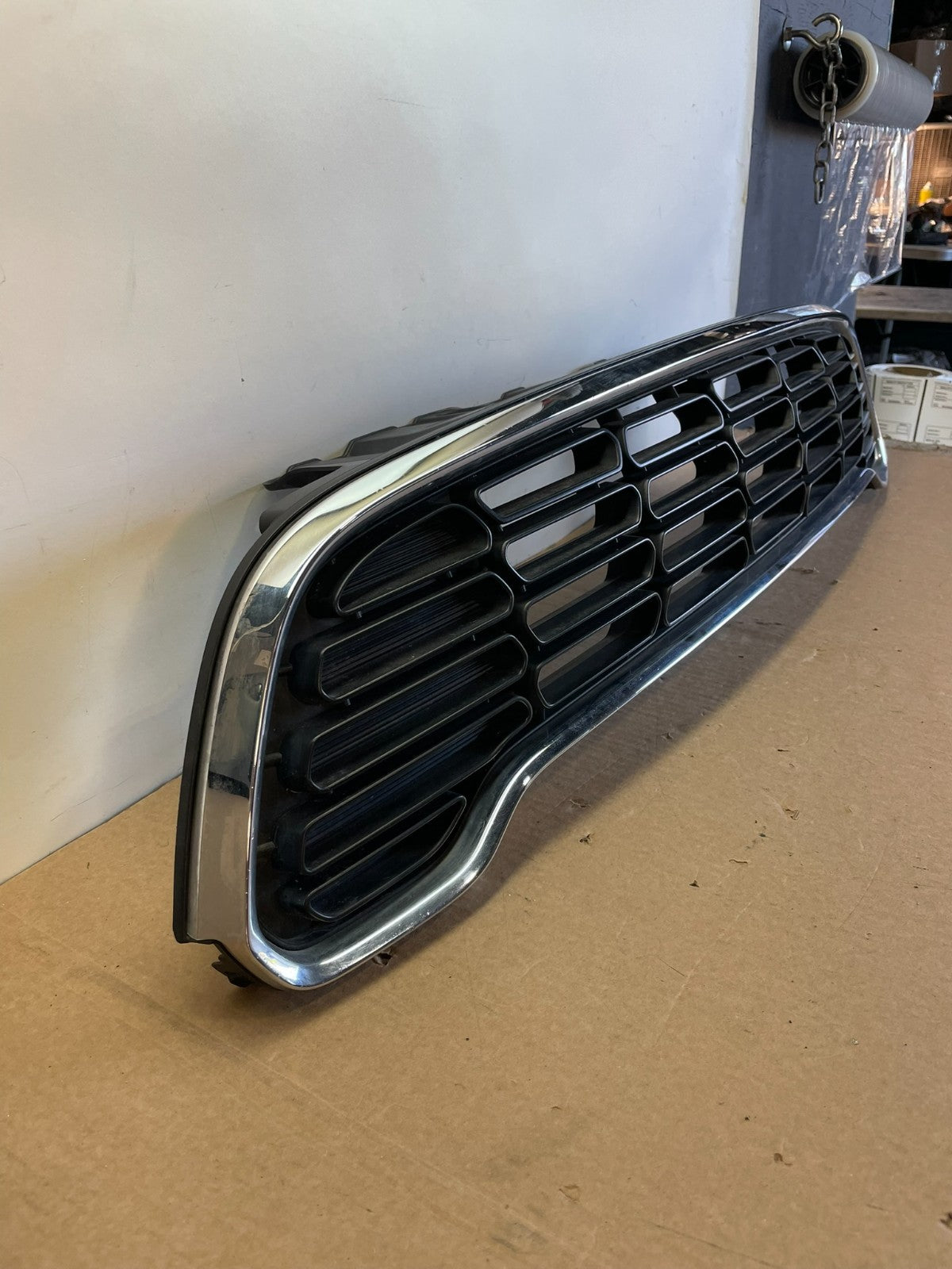2011 to 2016 Mini Cooper Countryman S r60 Front Upper Grille Grill Chrome AH03072